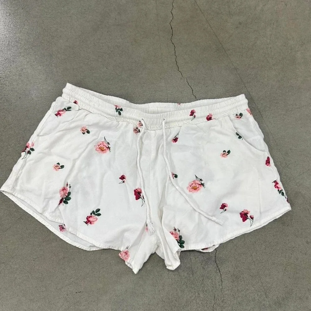 Floral Lounge Sleep Shorts White Rose Print Women's